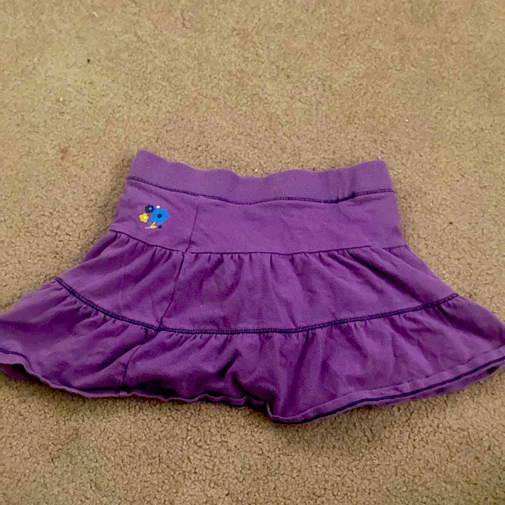 Kids purple skirt! Size: 6 Brand: Faded Glory